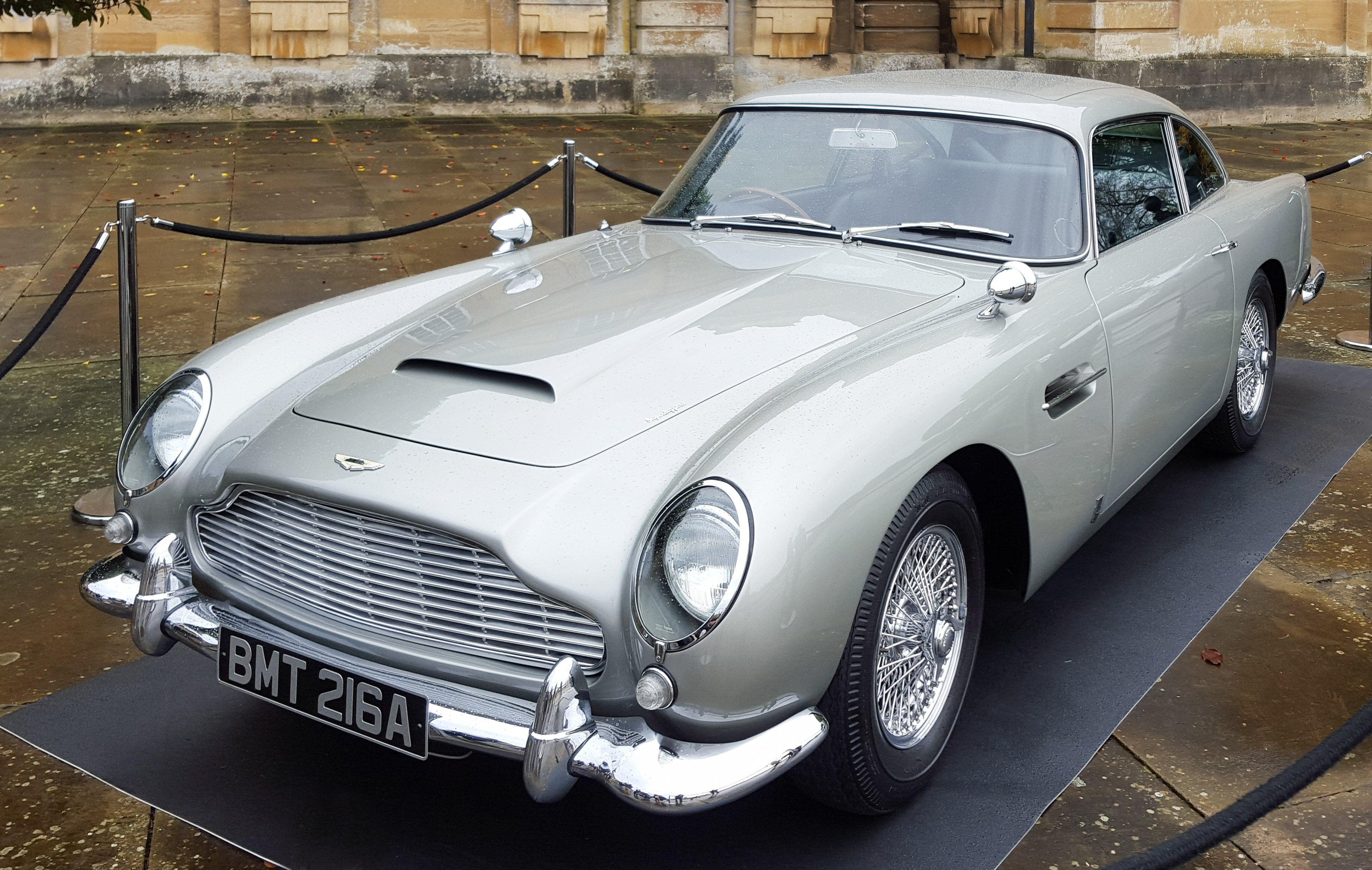 Aston Martin DB5 (1963, Bond)